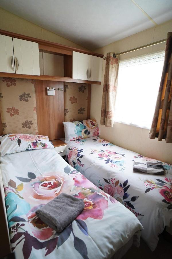 Manor Park Hunstanton Pets Go Free Linen Included Vila Exterior foto